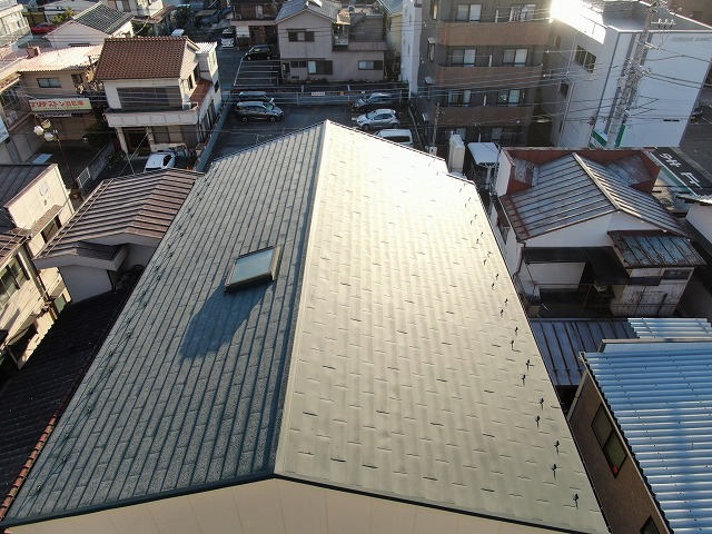 甲府市　屋根カバー工事